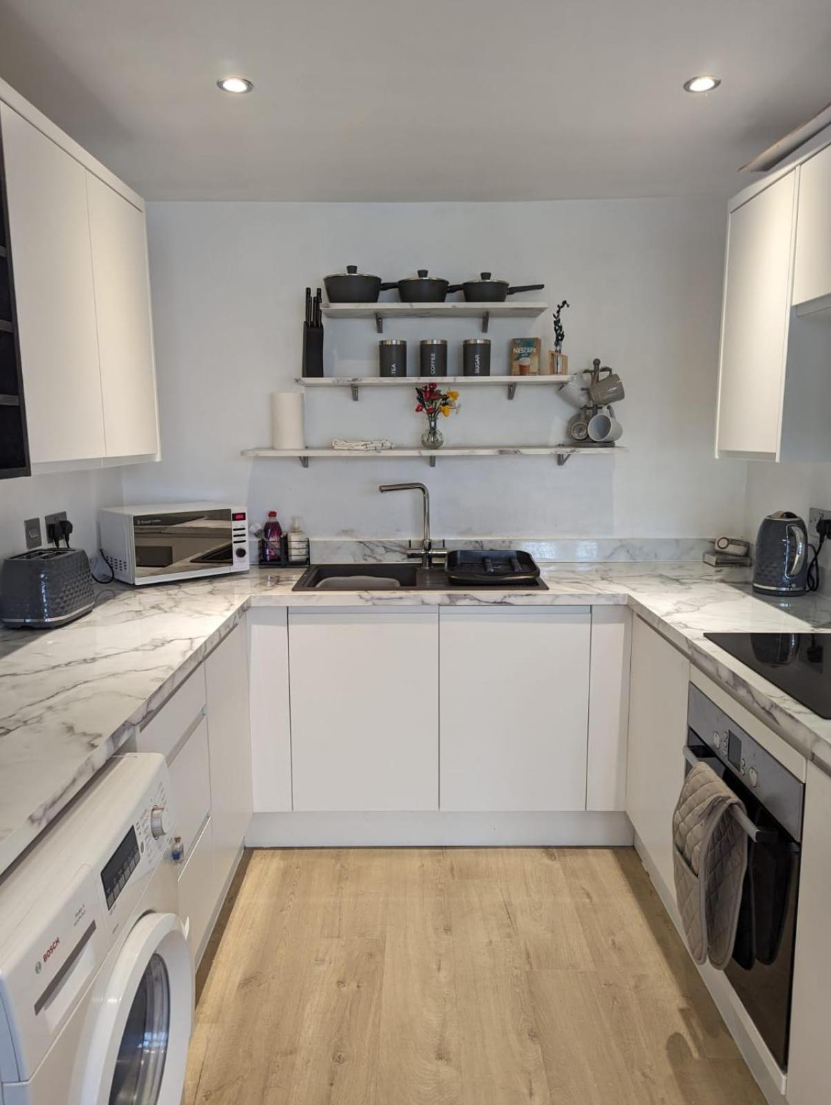 2-Bed Apartment Heart Of Кардиф Екстериор снимка