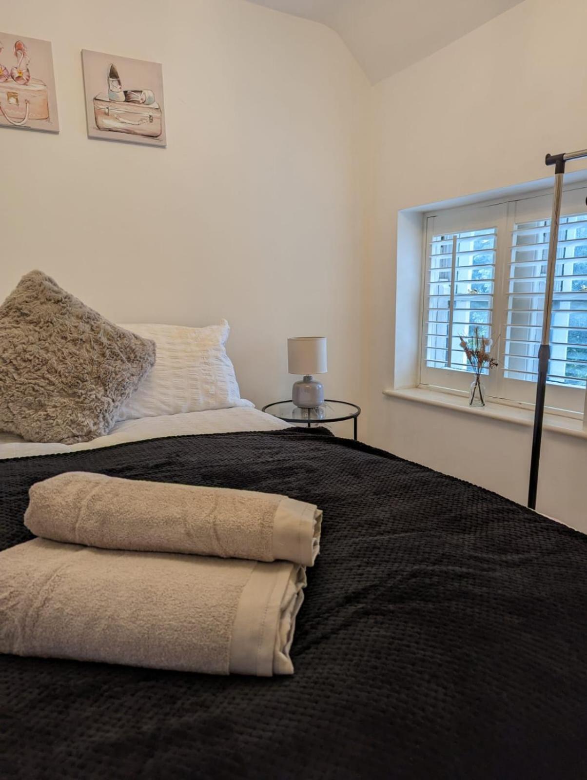 2-Bed Apartment Heart Of Кардиф Екстериор снимка