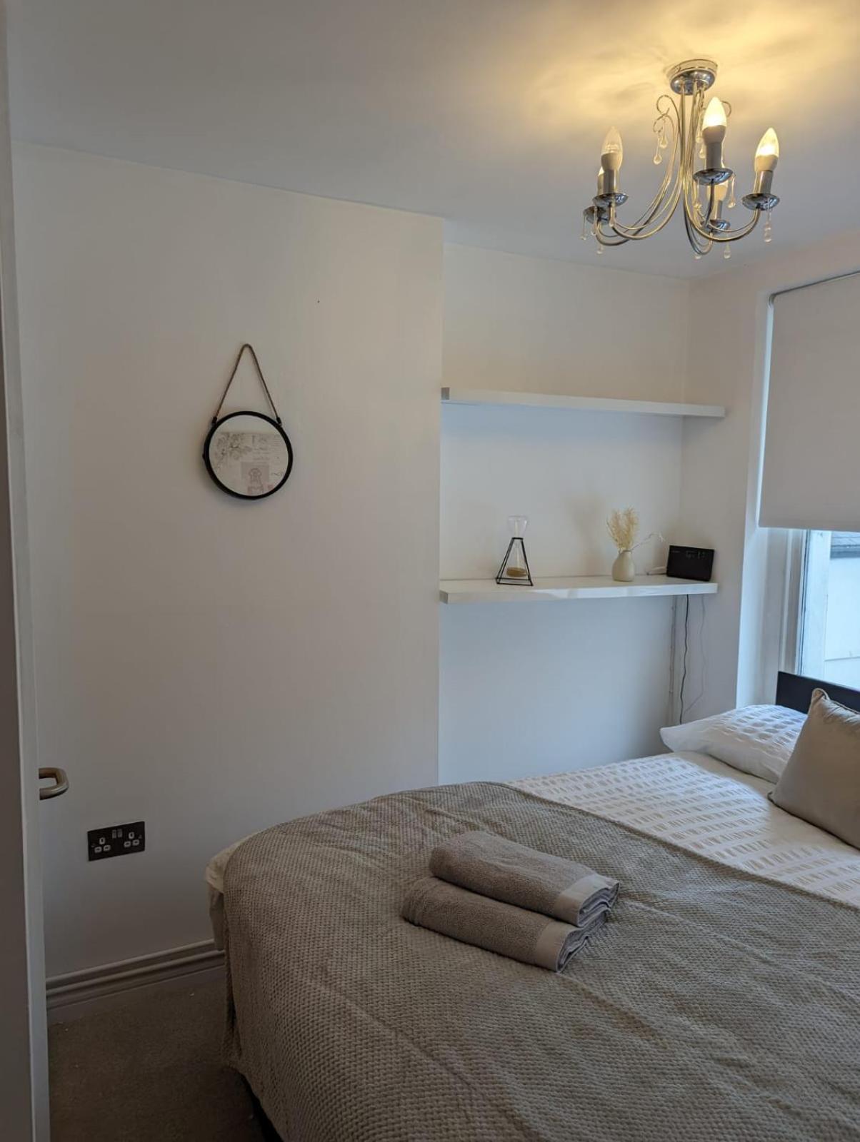 2-Bed Apartment Heart Of Кардиф Екстериор снимка