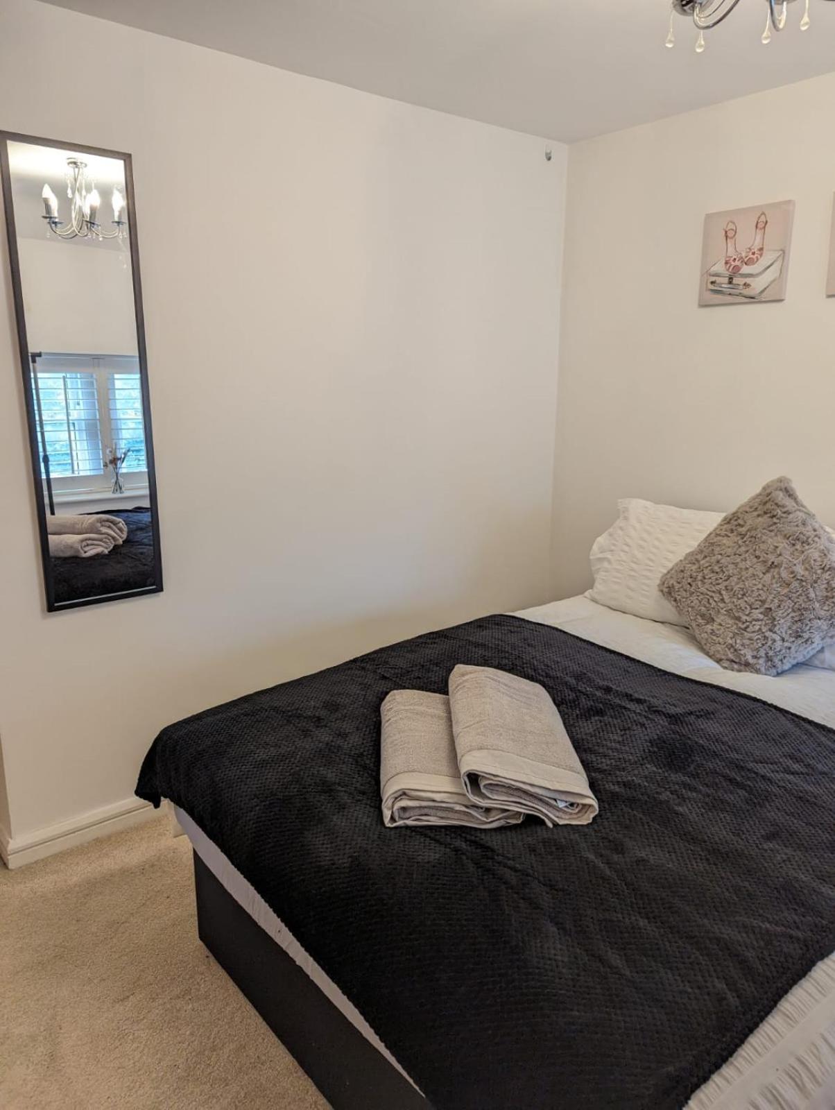 2-Bed Apartment Heart Of Кардиф Екстериор снимка
