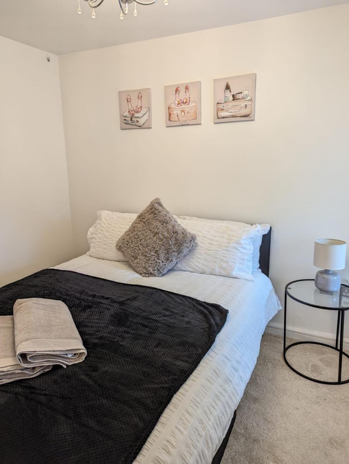 2-Bed Apartment Heart Of Кардиф Екстериор снимка